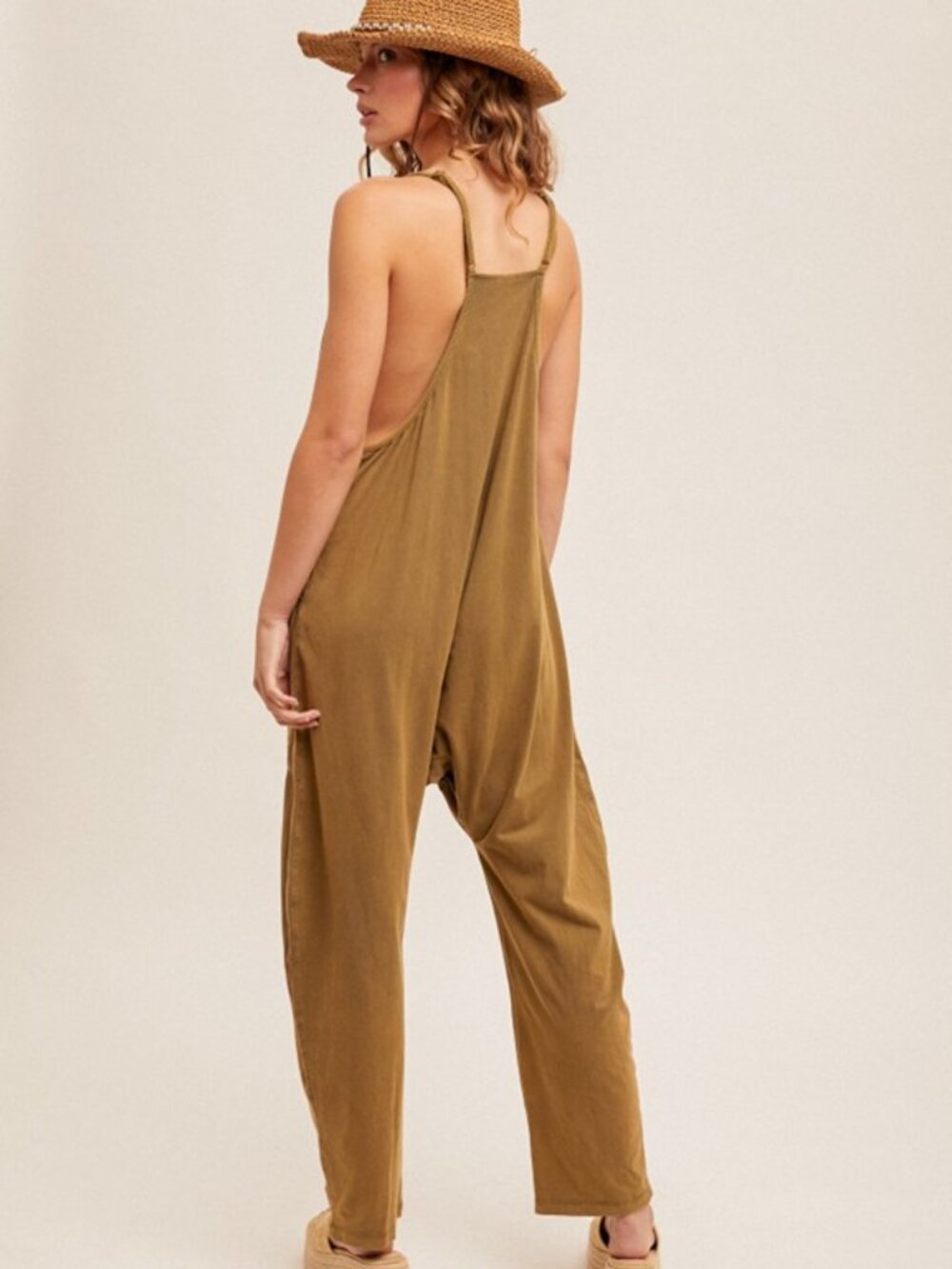 NWT Boutique: Hem & Thread Snow Washed Oversized V-Neck Jumpsuit in Moss Green - Picture 5 of 6